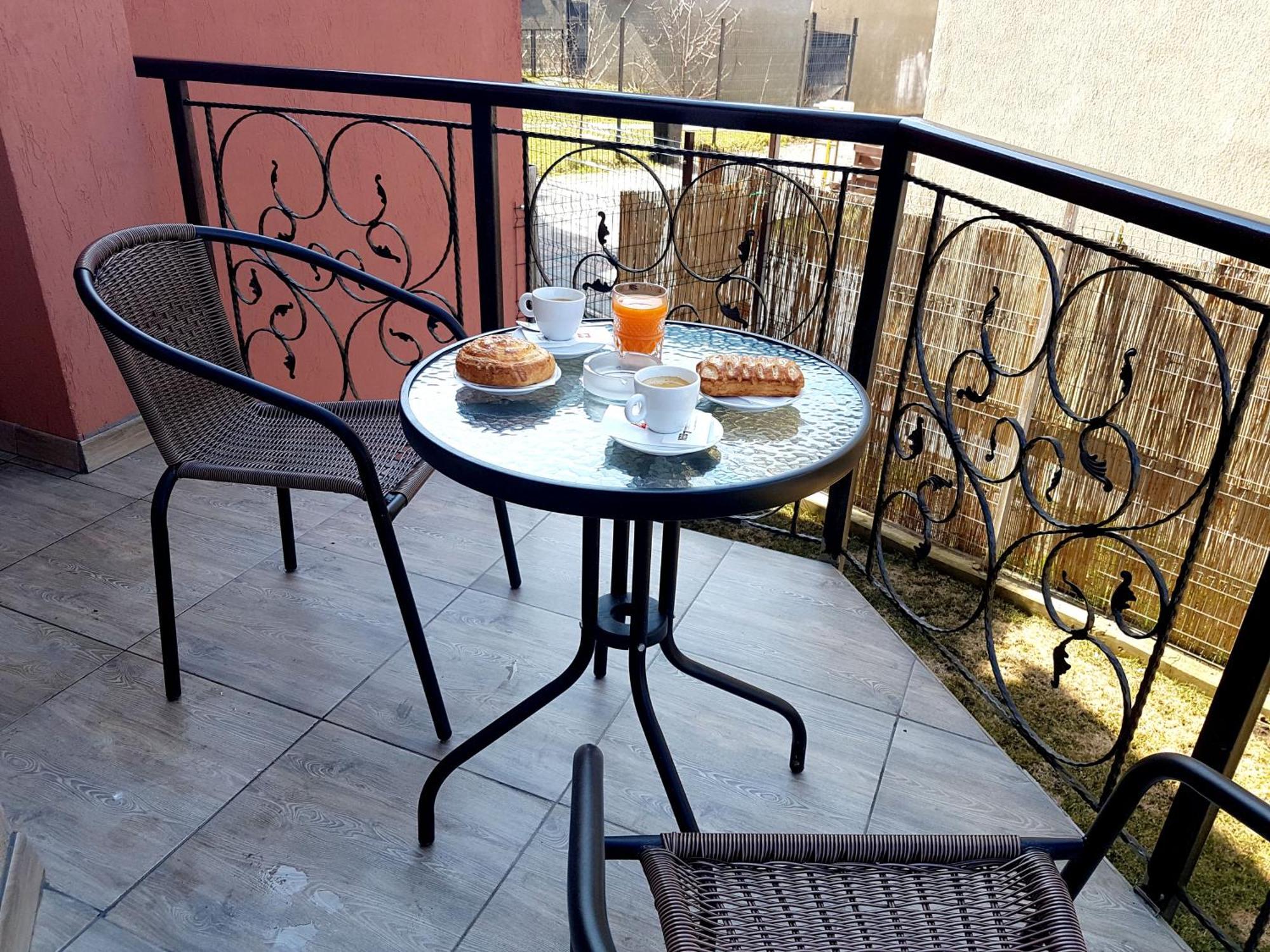 Magic Apartment Braşov Esterno foto